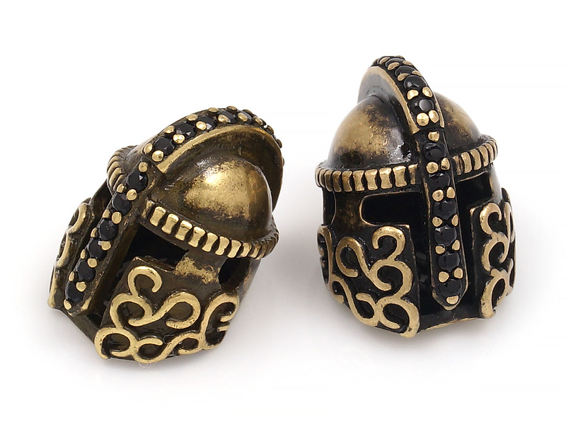Бусина "Римский шлем" для создания мужских украшений, цвет "античная латунь". Вставки - ювелирные кристаллы. Основа - латунь. Покрытие - оксидированная медь. Диаметр отверстия - 2.2 мм. Цена за шт.
