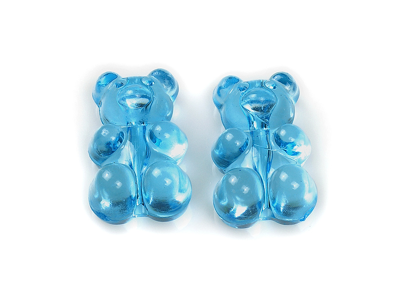 Пара подвесок "Голубой мишка" из цветного пластика. Диаметр продольного отверстия 2 мм. Цена указана за пару.
