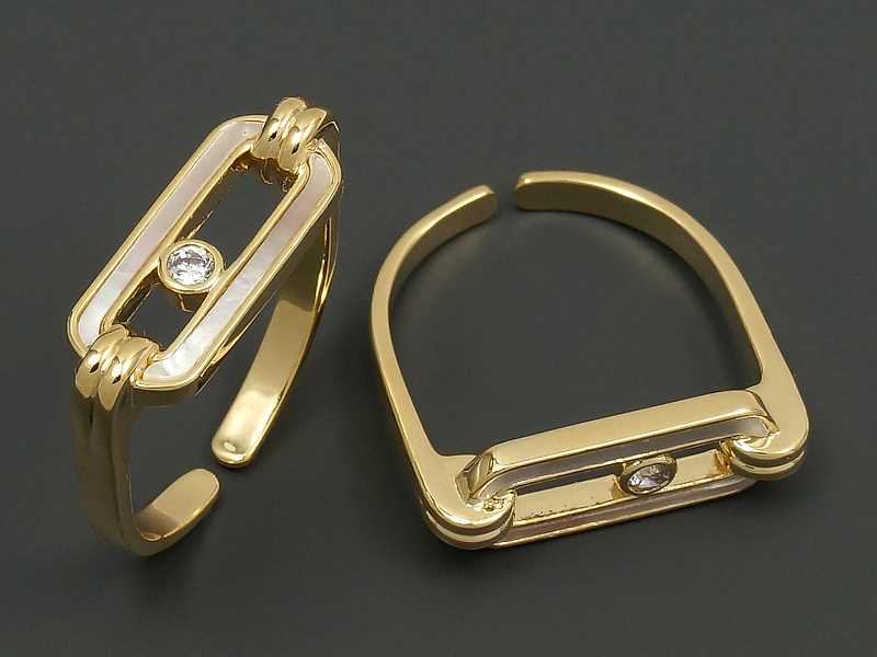 Основа для кольца для создания бижутерии (украшений). Покрытие - золото 14К. Вставки - фианиты, перламутр. Размер кольца варьируется от 17 до 18 мм. Цена указана за 1 штуку.
