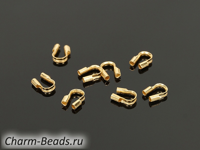 Протектор для ювелирного тросика или лески. Покрытие - бижутерный сплав. Используется для защиты от перетирания в месте соприкосновения с колечками замка или коннектора. Диаметр отверстия 0.6 мм. Цена указана за упаковку - приблизительно 25 шт. | Интернет-магазин товаров для рукоделия