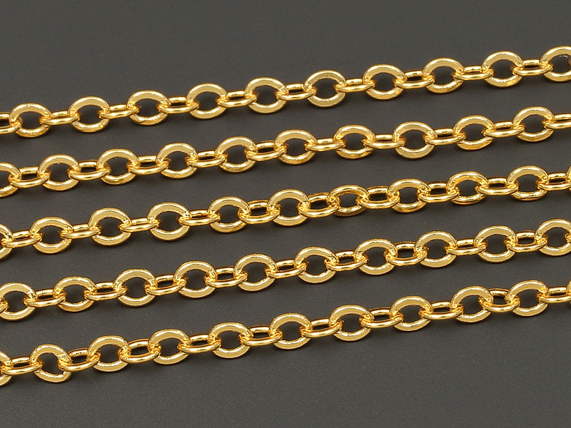 Ювелирная цепочка с плетением плоский бельцер для создания бижутерии (украшений). Покрытие - золото 14К. Размер звена - 2.5х2х0.2 мм, замкнуты.
