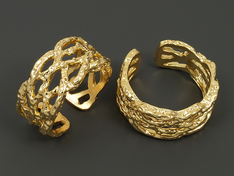 Основа для кольца для создания бижутерии (украшений). Покрытие - золото 14К. Размер кольца варьируется от 17.5 до 18 мм. Цена указана за 1 штуку.
