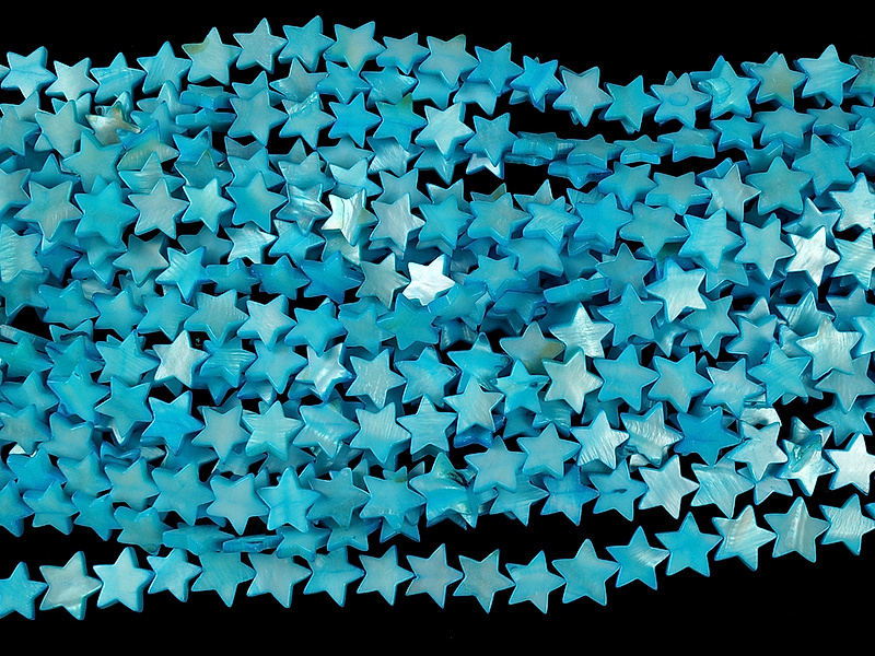 Бусины звезды голубого перламутра (окрашены). Диаметр отверстия 1 мм. Размеры, вес, длина и количество бусин на нити указаны примерно. Встречаются бусины с неровностями и выемками.
