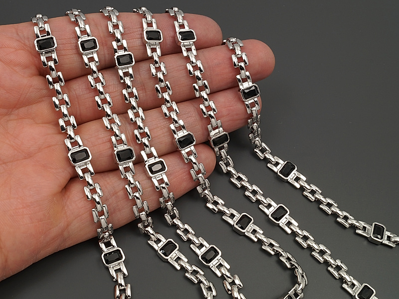 Ювелирная цепочка кирпичное плетение