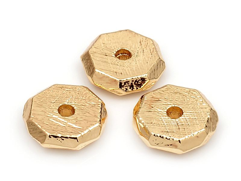 Бусина-разделитель (спейсер) для создания бижутерии (украшений). Покрытие - золото 14К. Диаметр отверстия - 1.4 мм. Цена указана за упаковку.
