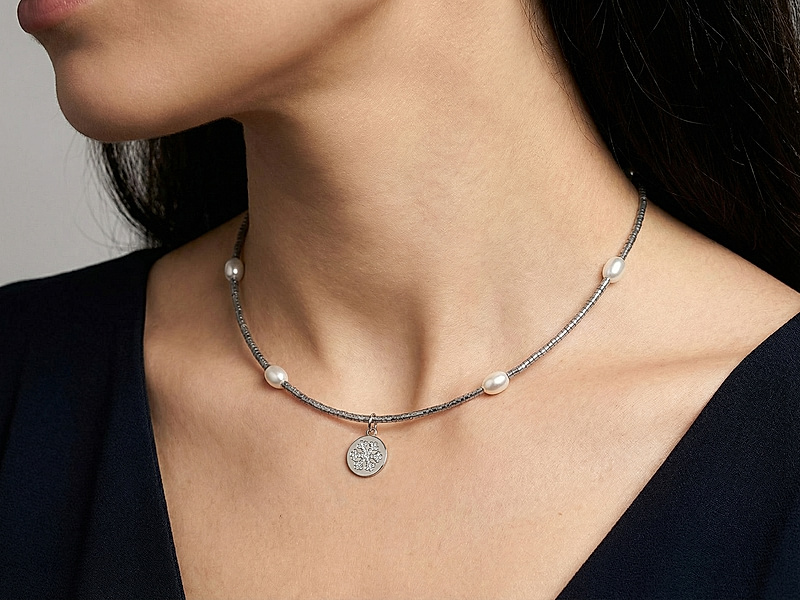 Набор материалов "Зимний чокер с гематитом и снежинкой монеткой"