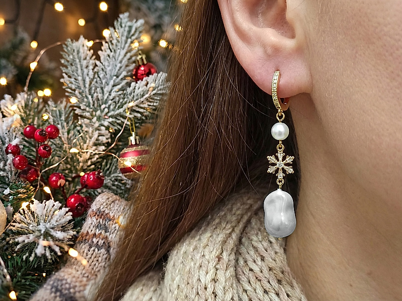 Набор материалов "Зимние белые серьги снежинки"