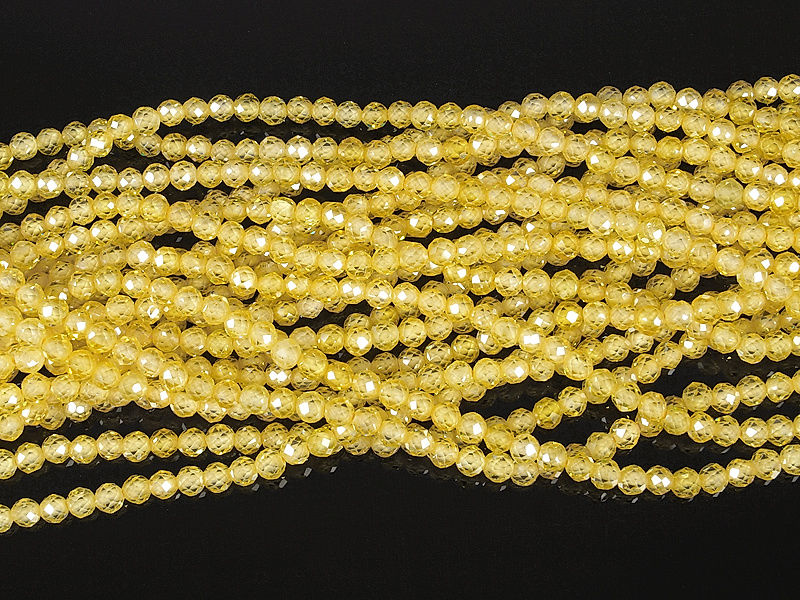 Граненые бусины светло - желтые фианиты (цирконы)