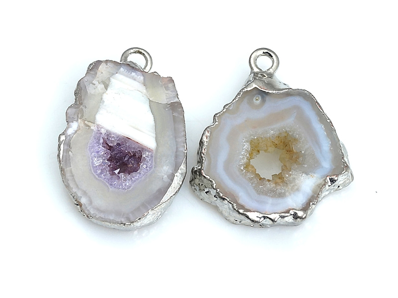 Пара подвесок срезов жеод морозного агата