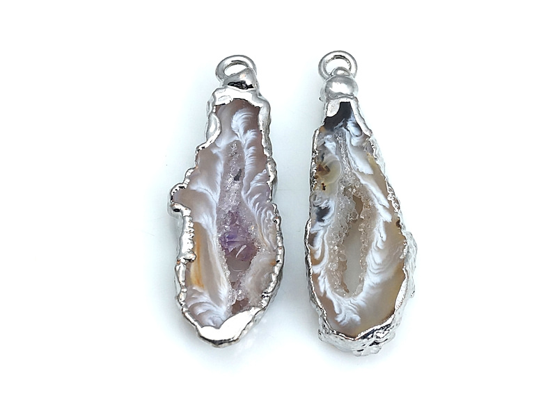 Пара подвесок срезов жеод морозного агата