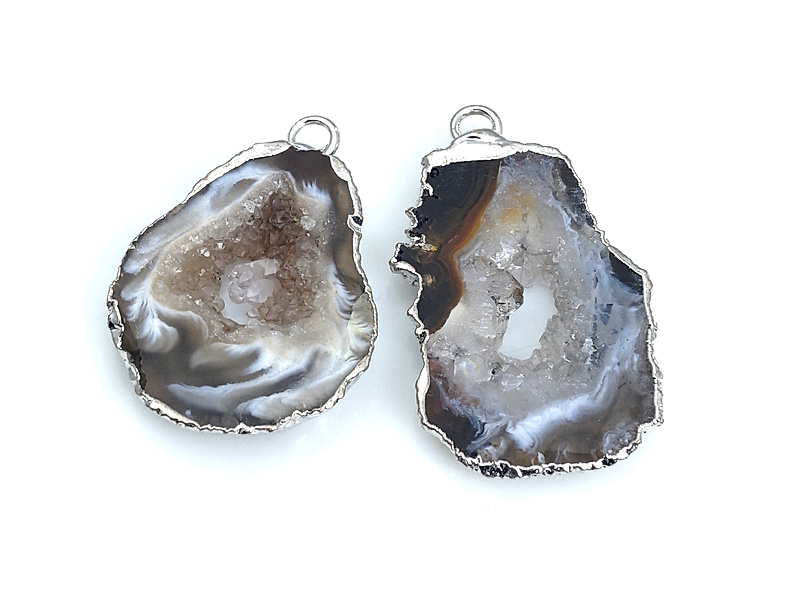 Пара подвесок срезов жеод морозного агата