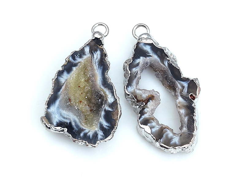 Пара подвесок срезов жеод морозного агата