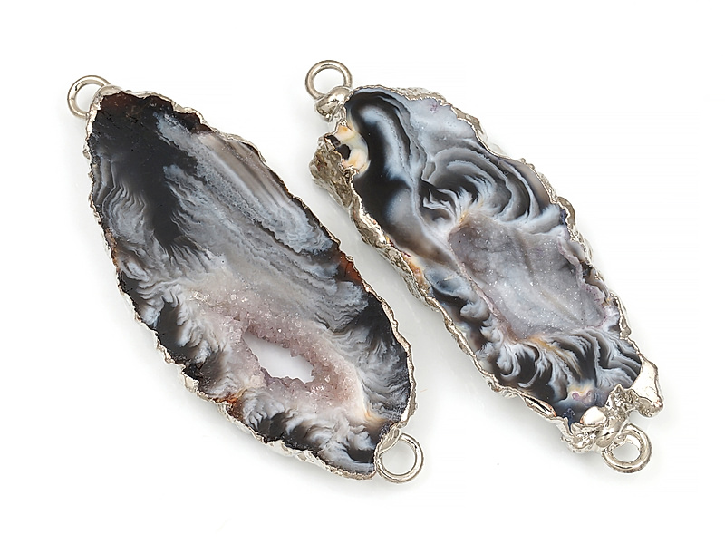 Пара коннекторов срезов жеод морозного агата в оправе цвета "серебро" . Подвес - 2 мм. Размеры и вес усреднены. Мелкие выемки. | Интернет-магазин товаров для рукоделия