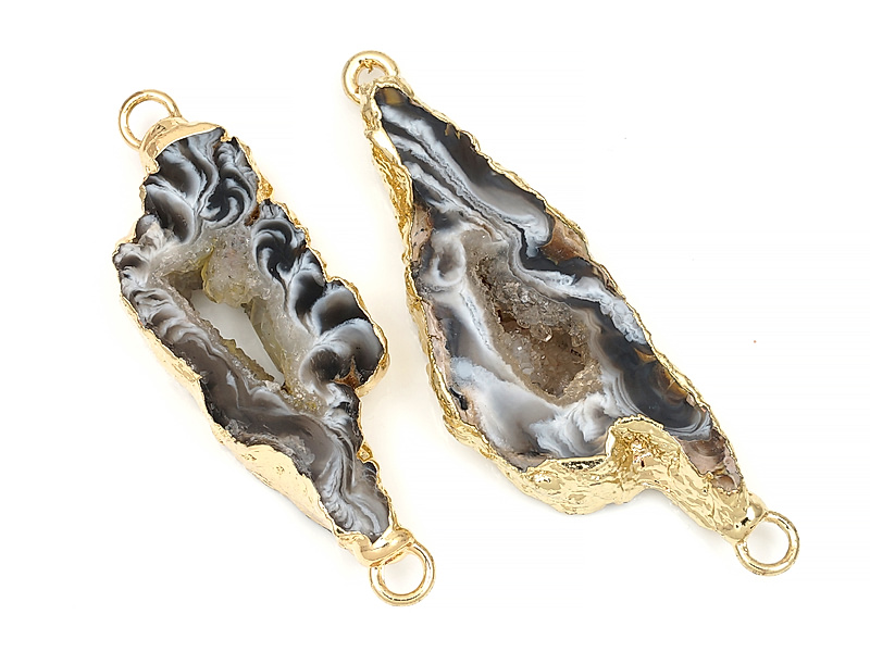 Коннектор среза жеод морозного агата в оправе цвета "золото". Подвес - 2 мм. Размеры и вес усреднены. Мелкие выемки.