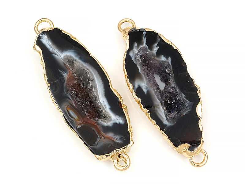 Коннектор среза жеод морозного агата в оправе цвета "золото". Подвес - 2 мм. Размеры и вес усреднены. Мелкие выемки.