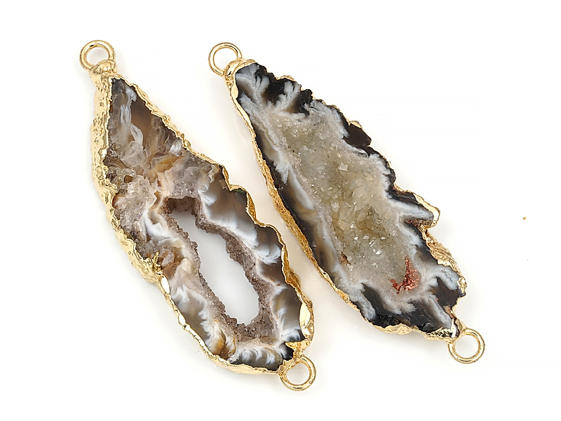 Коннектор среза жеод морозного агата в оправе цвета "золото". Подвес - 2 мм. Размеры и вес усреднены. Мелкие выемки.