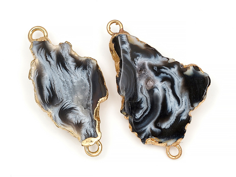 Коннектор среза жеод морозного агата в оправе цвета "золото". Подвес - 2 мм. Размеры и вес усреднены. Мелкие выемки.