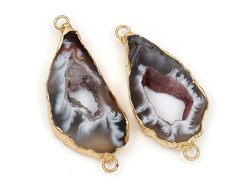 Коннектор среза жеод морозного агата в оправе цвета "золото". Подвес - 2 мм. Размеры и вес усреднены. Мелкие выемки.