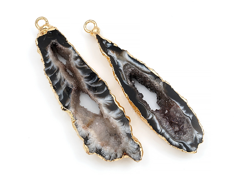 Пара подвесок срезов жеод морозного агата в оправе цвета "золото". Месторождение - Бразилия. Подвес - 2 мм. Размеры и вес усреднены. Мелкие выемки.
 | Интернет-магазин товаров для рукоделия