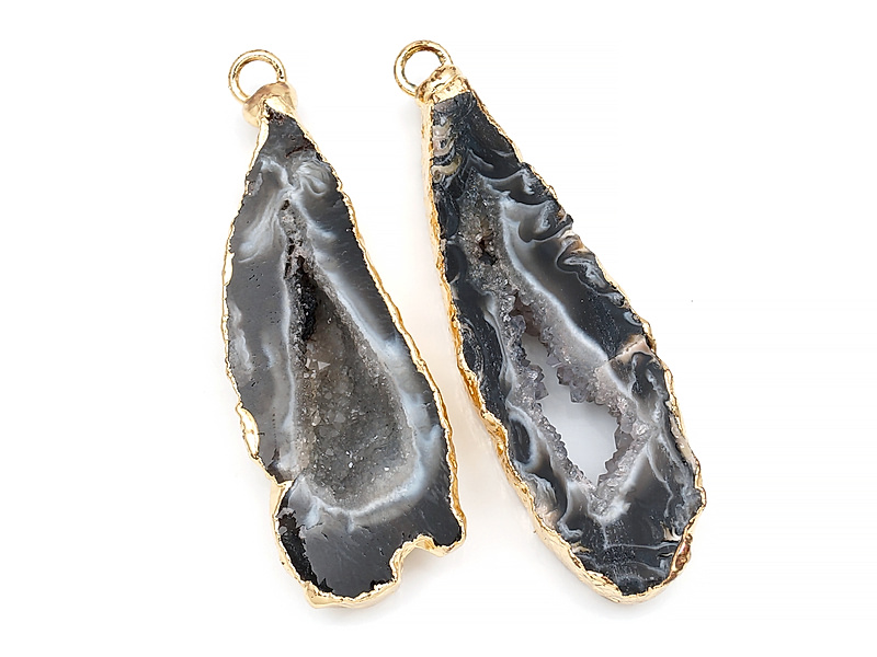 Пара подвесок срезов жеод морозного агата в оправе цвета "золото". Месторождение - Бразилия. Подвес - 2 мм. Размеры и вес усреднены. Мелкие выемки.
 | Интернет-магазин товаров для рукоделия