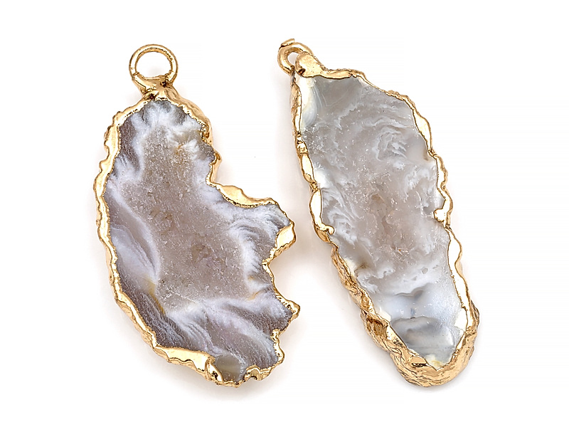 Пара подвесок срезов жеод морозного агата в оправе цвета "золото". Месторождение - Бразилия. Подвес - 2 мм. Размеры и вес усреднены. Мелкие выемки.
 | Интернет-магазин товаров для рукоделия