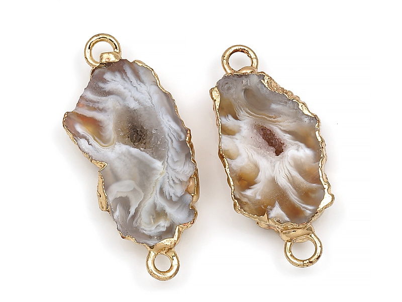 Пара коннекторов срезов жеод морозного агата в оправе цвета "золото". Месторождение - Бразилия. Подвес - 2 мм. Размеры и вес усреднены. Мелкие выемки.
 | Интернет-магазин товаров для рукоделия