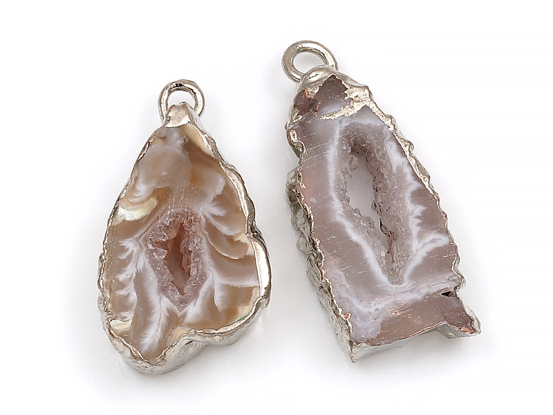 Пара подвесок срезов жеод морозного агата