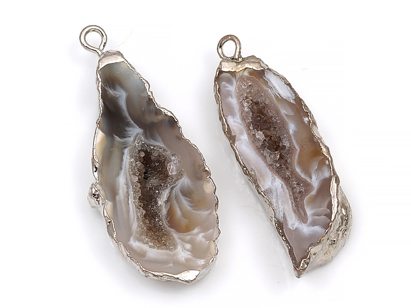 Пара подвесок срезов жеод морозного агата