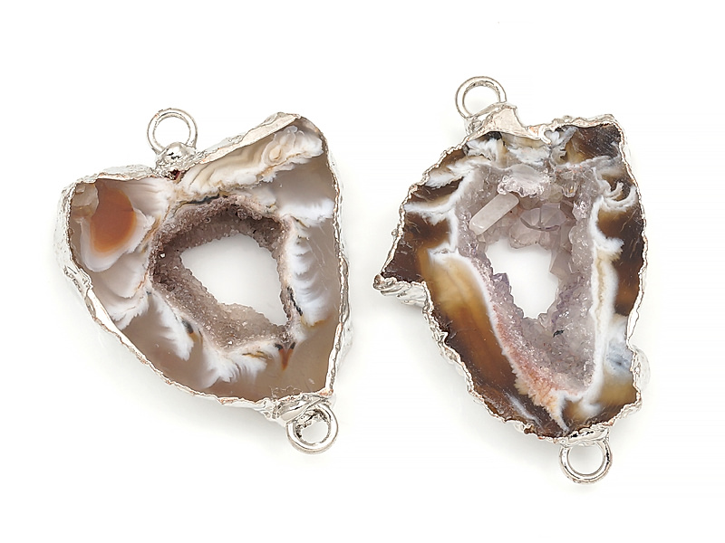 Пара коннекторов срезов жеод морозного агата в оправе цвета "серебро". Месторождение - Бразилия. Подвес - 2 мм. Размеры и вес усреднены. Мелкие выемки.
 | Интернет-магазин товаров для рукоделия