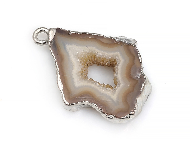 Подвеска из среза жеоды морозного агата в оправе цвета "серебро". Месторождение - Бразилия. Подвес - 2 мм. Размеры и вес усреднены. Мелкие выемки.
 | Интернет-магазин товаров для рукоделия