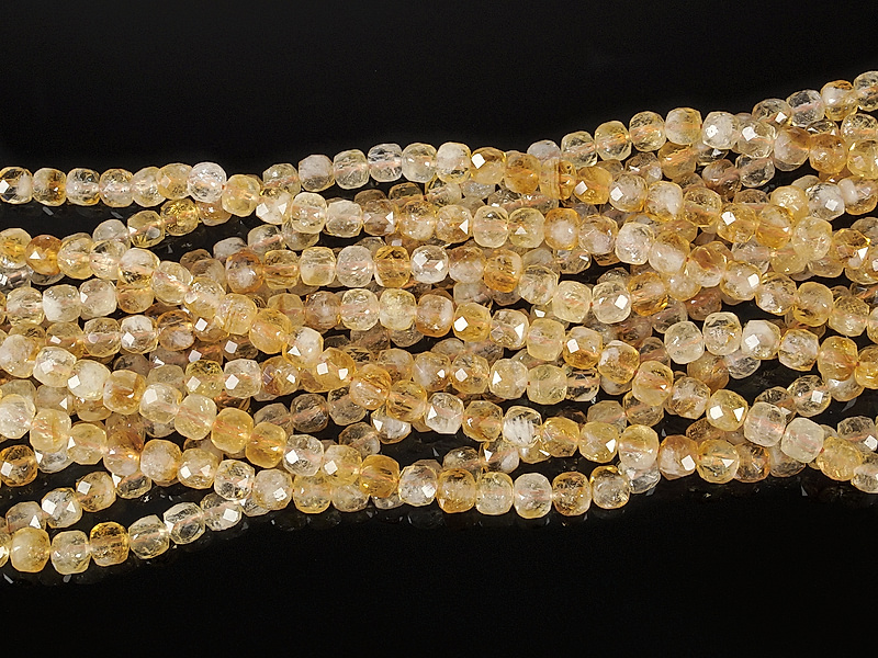 Граненые бусины кубики цитрина