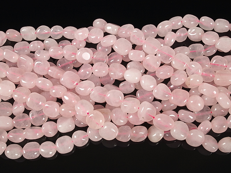 Галтовка розового кварца