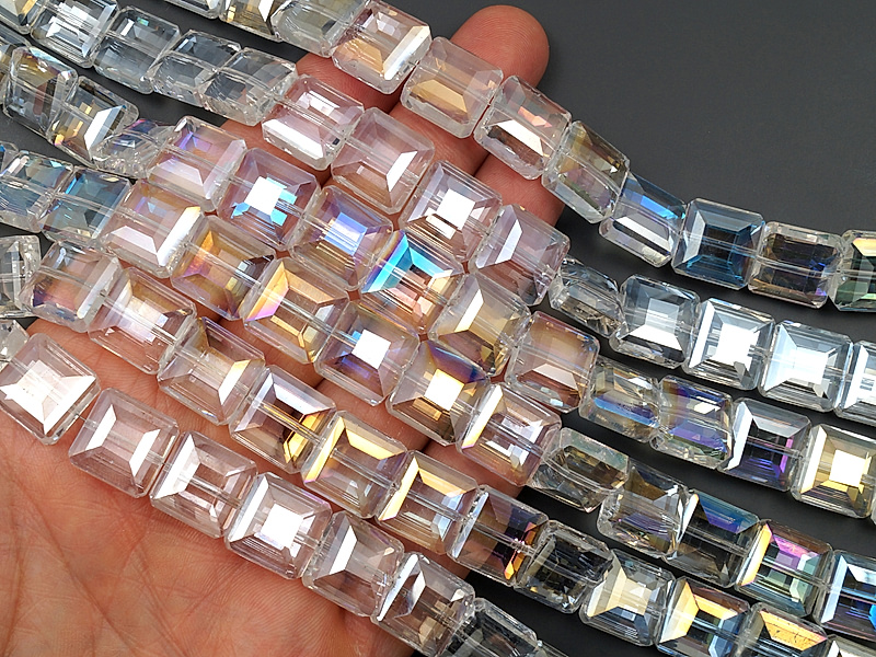 Граненые стеклянные бусины квадрат "Лунный камень" 13x13x7мм