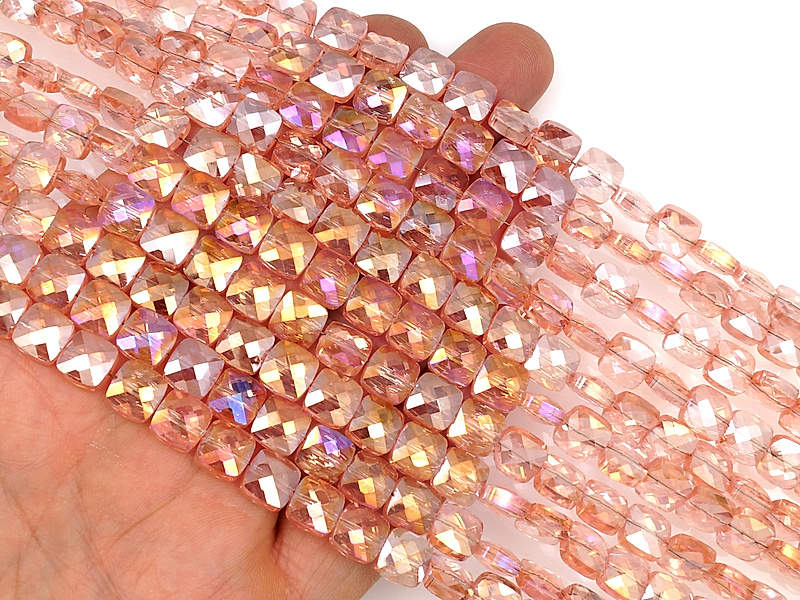 Граненые стеклянные бусины квадрат "Розовый кварц"