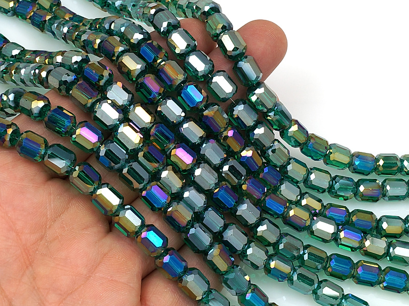 Бусины граненые бочонок "Изумруд"