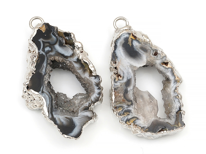 Пара подвесок срезов жеод морозного агата в оправе цвета "серебро". Месторождение - Бразилия. Подвес - 2 мм. Размеры и вес усреднены. Мелкие выемки. | Интернет-магазин товаров для рукоделия