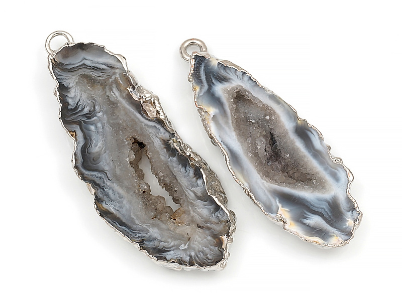 Пара подвесок срезов жеод морозного агата