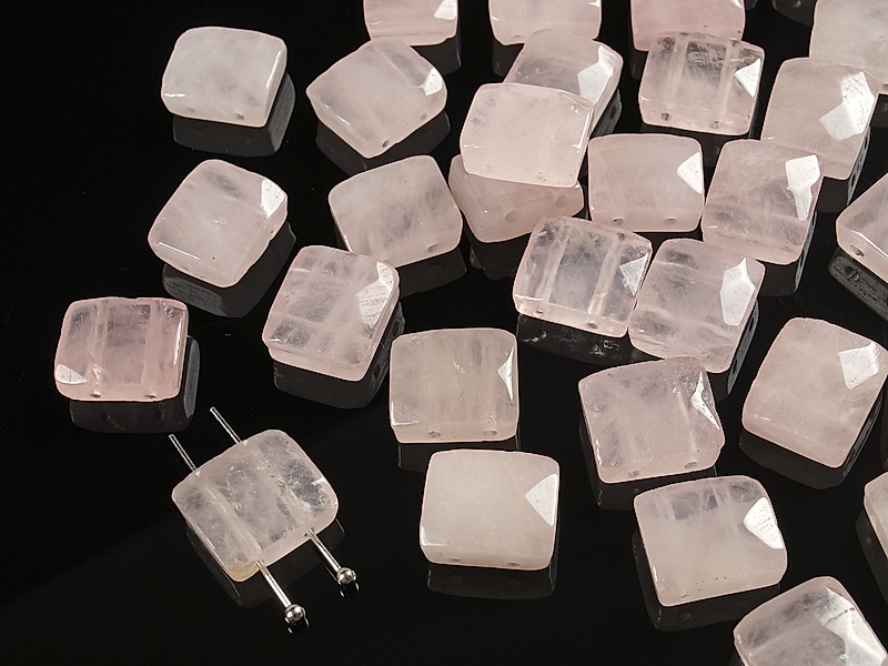 Бусины прямоугольники розового кварца с двумя отверстиями 12x10x5мм