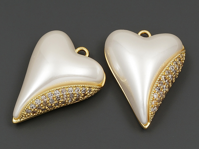 Подвеска "Жемчужное сердце с кристаллами" 21x16x7мм