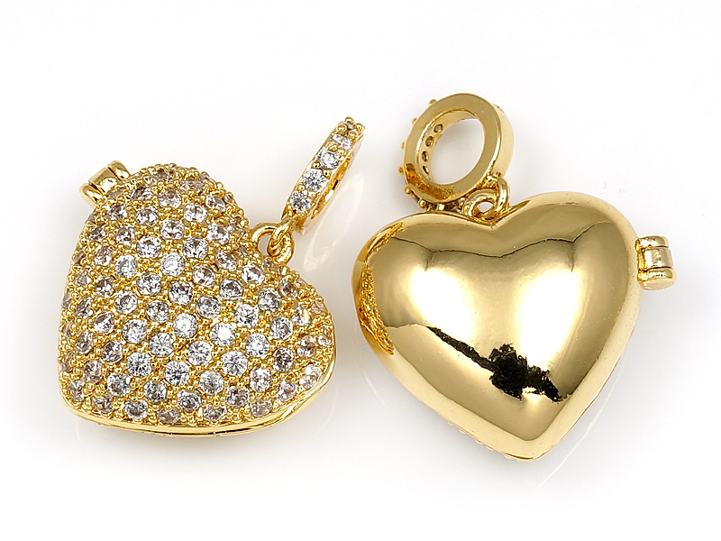Подвеска медальон "Золотое сердце с кристаллами"