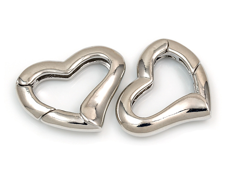 Геометрический замок "Серебряное мятое сердце" для создания бижутерии (украшений). Покрытие - родий. Размеры - -24х21х4 мм, внутреннее пространство - 15х8 мм. Цена указана за штуку.

 | Интернет-магазин товаров для рукоделия