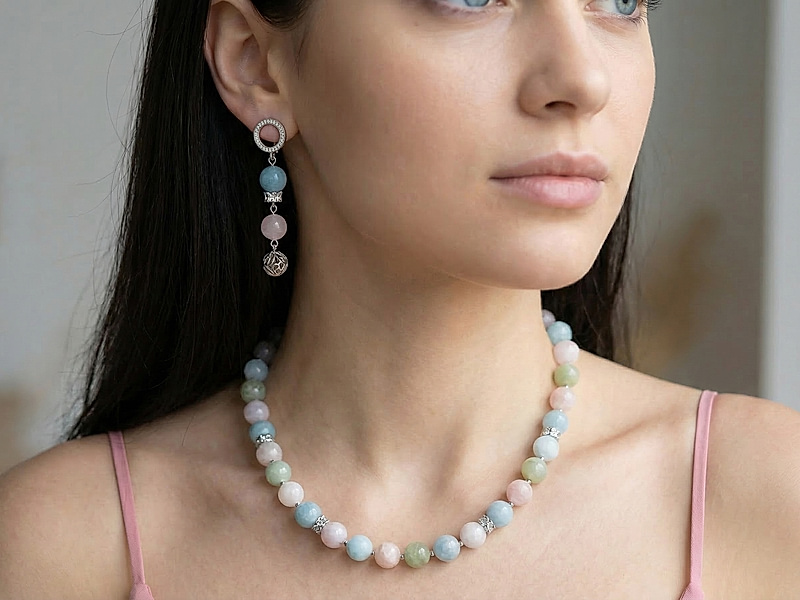 
Мастер - класс, как собрать колье и серьги с бериллом, ЗДЕСЬ.&nbsp;

 | Интернет-магазин товаров для рукоделия