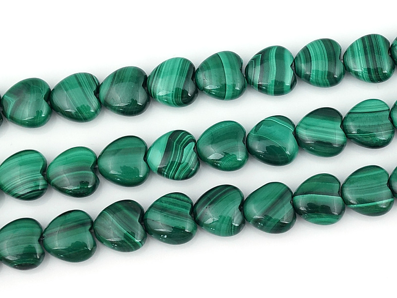 Бусины сердечки малахита