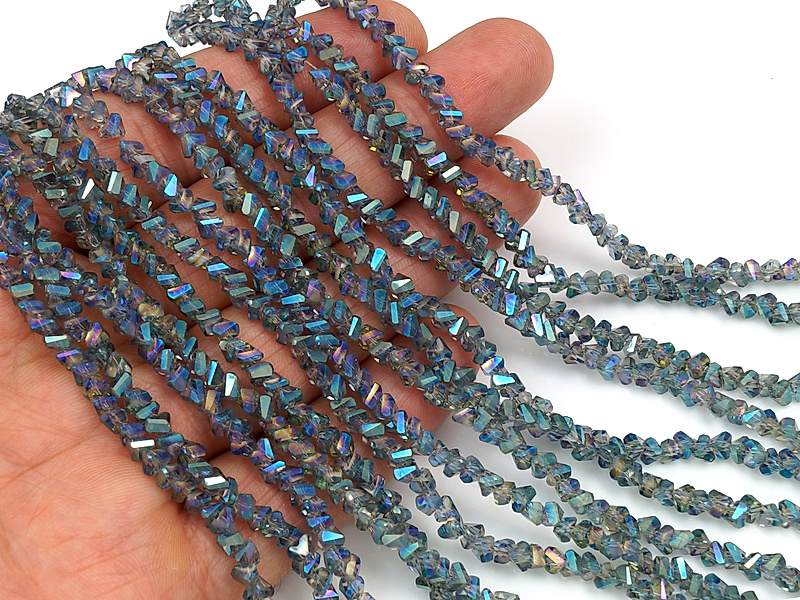Граненые стеклянные бусины алмазная крошка треугольник "Лабрадорит"