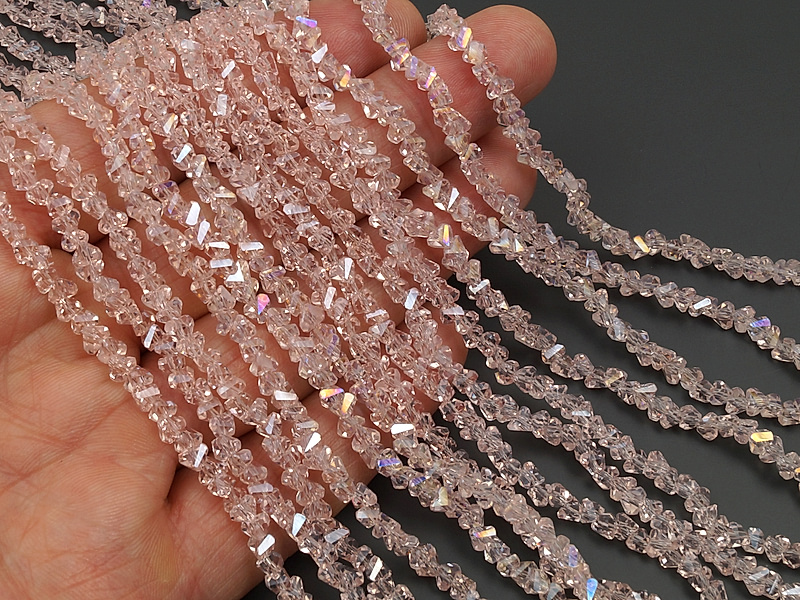 Граненые стеклянные бусины алмазная крошка треугольник "Розовый персиковый топаз"