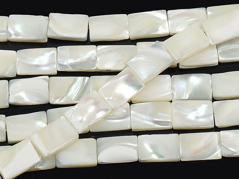 Бусины прямоугольники белого перламутра 
