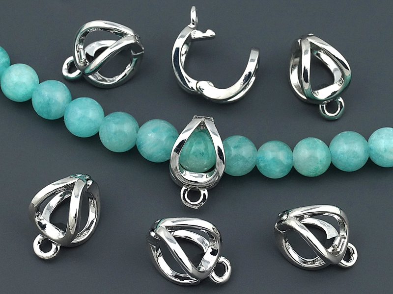 Съемный бейл - держатель для бусин "серебро" для создания бижутерии (украшений). Покрытие - родий. Размеры - 8.5х6х5 мм. Внутренний диаметр подвесного колечка - 1.5 мм, колечко замкнуто. Размеры  внутреннего пространства - 5.5х4 мм, для бусин 4 мм. Цена указана за штуку.


 | Интернет-магазин товаров для рукоделия