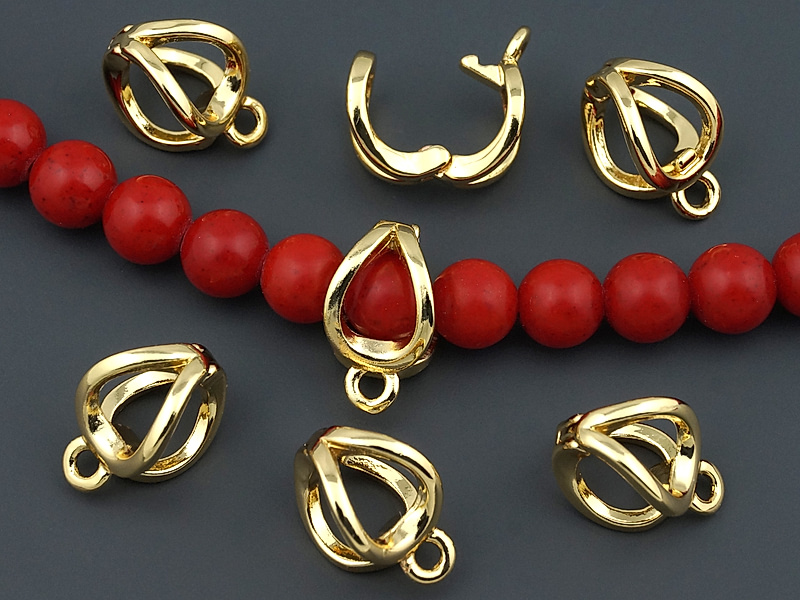 Съемный бейл - держатель для бусин "золото" для создания бижутерии (украшений). Покрытие - золото 14К. Размеры - 8.5х6х5 мм. Внутренний диаметр подвесного колечка - 1.5 мм, колечко замкнуто. Размеры  внутреннего пространства - 5.5х4 мм, для бусин 4 мм. Цена указана за штуку.


 | Интернет-магазин товаров для рукоделия