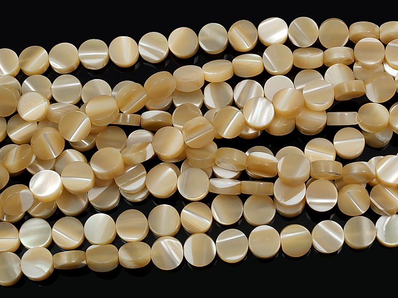 Бусины таблетки, монетки бежевого перламутра