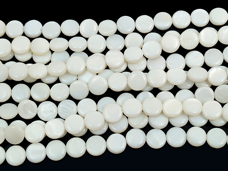 Бусины таблетки, монетки белого перламутра